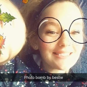 Meet your Posher, Savannah